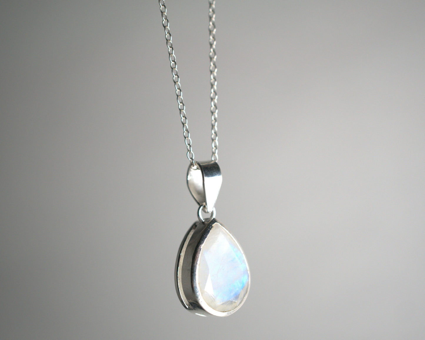 Pendentif Pierre de Lune en Argent 925 KAARA