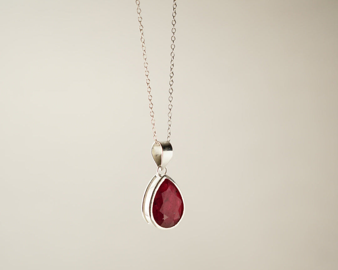 Pendentif Racine de Rubis en Argent 925 KAARA