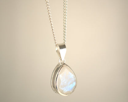 Pendentif Pierre de Lune en Argent 925 KAARA